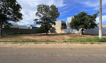 Imagem 2: 505 sul - Terreno com 570 m² situado na principal rua da quadra
