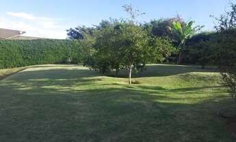 Imagem 6: Casa de condomínio para venda com 3 dormitórios, piscina e belo jardim