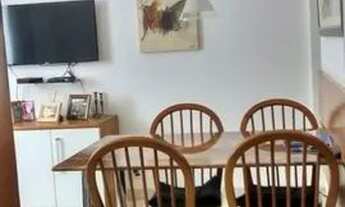 Imagem 2: Pra moça quarto mobiliado (SUÍTE) dentro de Ap leia descrição