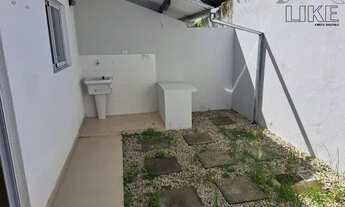 Imagem 4: Alugo] [Casa em Condomínio] [2 Dorms sendo 1 Suíte com sacada] [Jardim Uira] [R$ 2.350,00