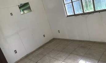 Imagem 2: Casa independente com 2 quartos, sala, cozinha, banheiro, área de serviço, quintal e etc