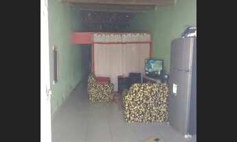 Imagem 2: Casa boa e grande na rua em perfeito estado