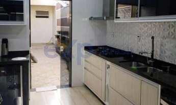 Imagem 6: Excelente Casa de 159M2 com 04 Dormitórios, 03 Banheiros, Suíte