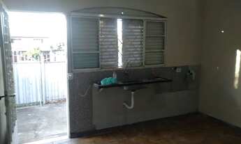 Imagem 6: Alugo casa grande com garagem