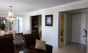 Imagem 5: Apartamento para venda possui 240 metros quadrados com 3 quartos