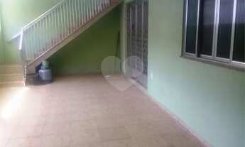 Imagem 3: Casa de frente na Pavuna. [VP