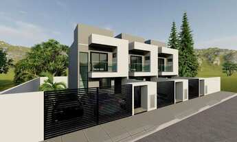 Imagem 4: Sobrados germinados na praia do Ervino