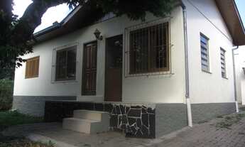 Imagem 2: Casa para venda possui 148 metros quadrados com 3 quartos em Vila Germania - Nova Petrópol