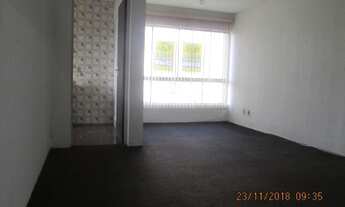 Imagem 2: Apartamento no Bairro Partenon com 60 m², 2 dormitórios, sala de estar, cozinha, banheiro