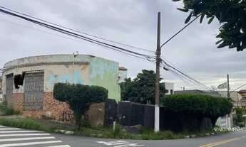 Imagem 2: Exelente terreno de esquina proximo do forum, comercios, faculdade e escolas