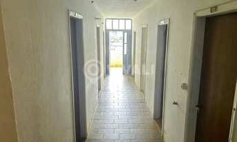 Imagem: Prédio - / Comercial / Centro