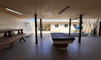 Imagem: Casa com 2 Suítes, Edícula e Amplo Espaço