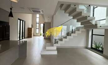 Imagem 2: Oferta Especial: Casa de Luxo no Jardim Imperial com 4 Suítes, Piscina e Energia Solar - I