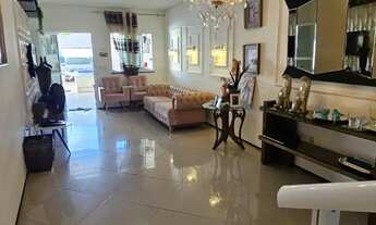 Imagem 5: Casa com três quartos sendo dois suítes - 114m²