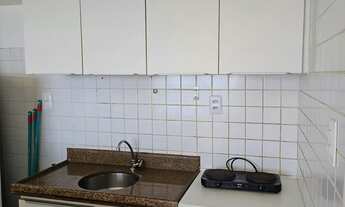 Imagem 2: Quarto e sala Apartamento com 1 dormitório