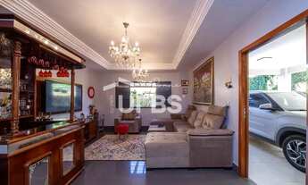 Imagem 2: Sobrado à venda no Setor Central