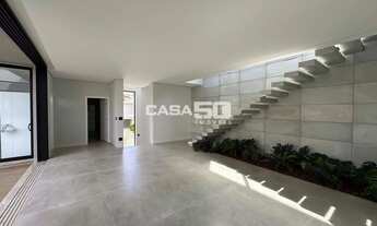 Imagem: Casa de luxo à venda no Condomínio Jatibela