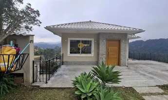 Imagem 2: Casa em Condomínio para Venda em Teresópolis, Albuquerque, 3 dormitórios, 3 suítes, 4 banh