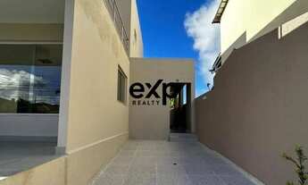 Imagem 3: Casa 4 Suítes de Alto Padrão com Área Gourmet - Condomínio Fechado em Buraquinho - Pronta