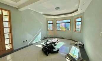 Imagem 2: Casa com 4 quartos para alugar, 347 m² por R$ 10.000/mês - Castelo - Belo Horizonte/MG