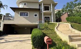 Imagem 2: Casa com 4 suítes para locação no Golf Village - Granja Viana