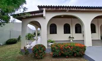 Imagem: Casa Ampla com 4 Quartos no Conjunto Campos