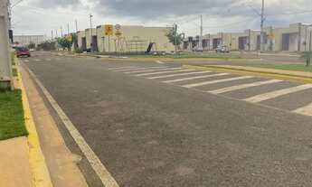 Imagem 2: Casa em.condominio fechado com.piscina para venda