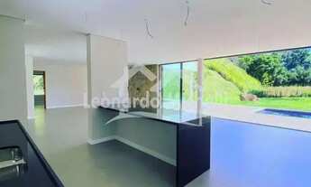 Imagem 4: Imóvel para aluguel e venda tem 250 metros quadrados com 3 quartos em Itaipava - Petrópoli