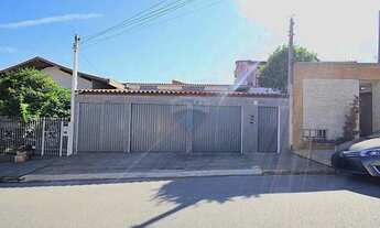 Imagem: Casa à venda com 3 quartos 193 mts área