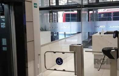 Imagem 2: Apartamento 2 Dormitórios, Rua Andrade Neves,Bairro Centro Histórico