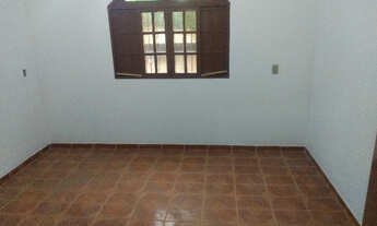 Imagem 5: Alugo casa 2 quartos atras do Posto Tres Golfinhos