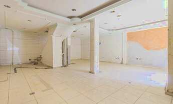 Imagem 2: Loja com 150m² e 0 quartos