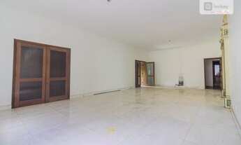 Imagem 2: Casa com 620m² e 4 quartos