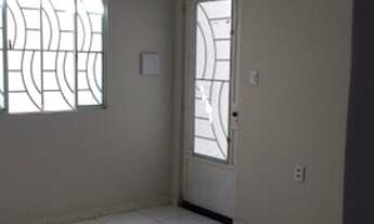 Imagem 7: Casa com quatro apartamento a venda