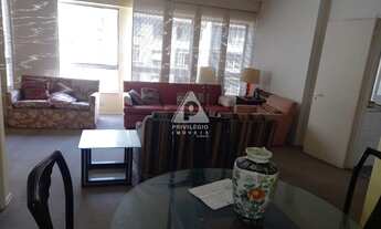 Imagem 4: Rua Transversal, Frontal. Apartamento à venda, 2 quartos, 1 suíte, 1 vaga, Copacabana - RI