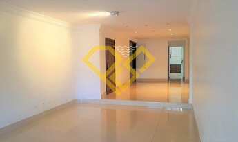 Imagem 2: Apartamento com sacada! 3 dormitórios, 1 suíte com hidro e closet. Gonzaga, Santos/SP