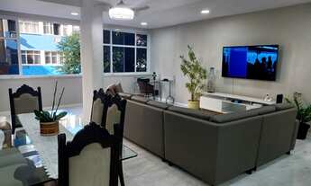 Imagem 3: Apartamento para venda possui 200 metros quadrados com 3 quartos em Copacabana - Rio de Ja