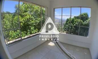 Imagem 2: Casa de rua à venda, 5 quartos, 1 suíte, 4 vagas, Santa Teresa - RIO DE JANEIRO/RJ