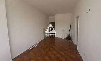 Imagem 5: Apartamento com 3 quartos e vista livre no Catete