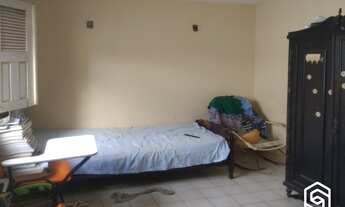 Imagem 2: 2798)-Casa para aluguel possui 270 metros quadrados com 4 quartos em Horto - Teresina - P