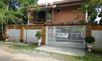 Imagem 2: CAMBORIÚ - Casa Padrão - CENTRO