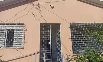 Imagem 2: LM vende graciosa Casa com 6 quartos 228 m2 de área útil terreno de 517 m2