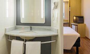 Imagem 4: Flat para investimento em Santo André, bandeira Ibis