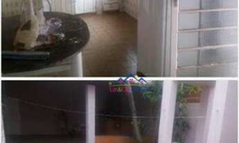 Imagem: Casa em Rua Publica