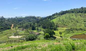 Imagem: Ótimos terrenos em cidade turística em