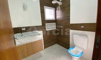 Imagem 6: Sobrado com piscina e 2 dormitórios sendo 1 suíte