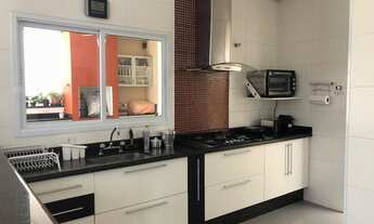 Imagem 2: Casa de condomínio para venda possui 261 metros quadrados com 4 quartos