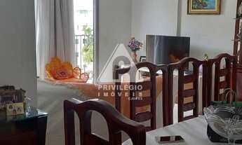 Imagem 7: Apartamento à venda, 3 quartos, 1 suíte, 2 salas, 2 varandas, área de serviço, 3 banheiros