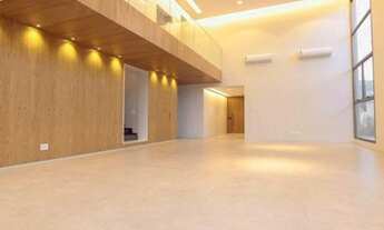 Imagem 2: Casa 341 m2 com projeto modernista em frente a praça - ambientes com plano aberto e nobrez