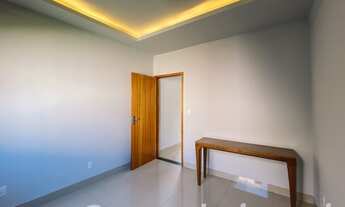 Imagem 5: Linda casa luxuosa para venda com 108 metros quadrados com 3 quartos sendo um suíte